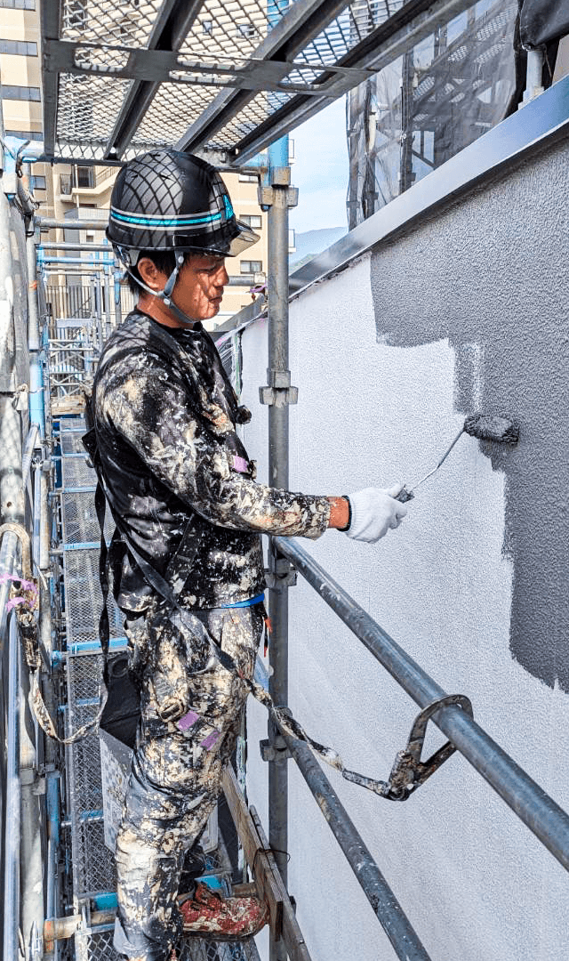 塗装職人は、“建物を守る職人” 未経験からでも大歓迎！私たちと一緒に働きませんか？